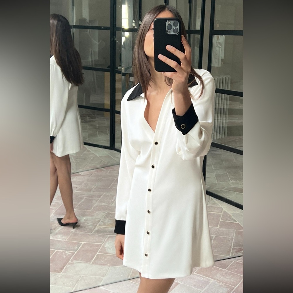 CONTRAST TRIM MINI DRESS